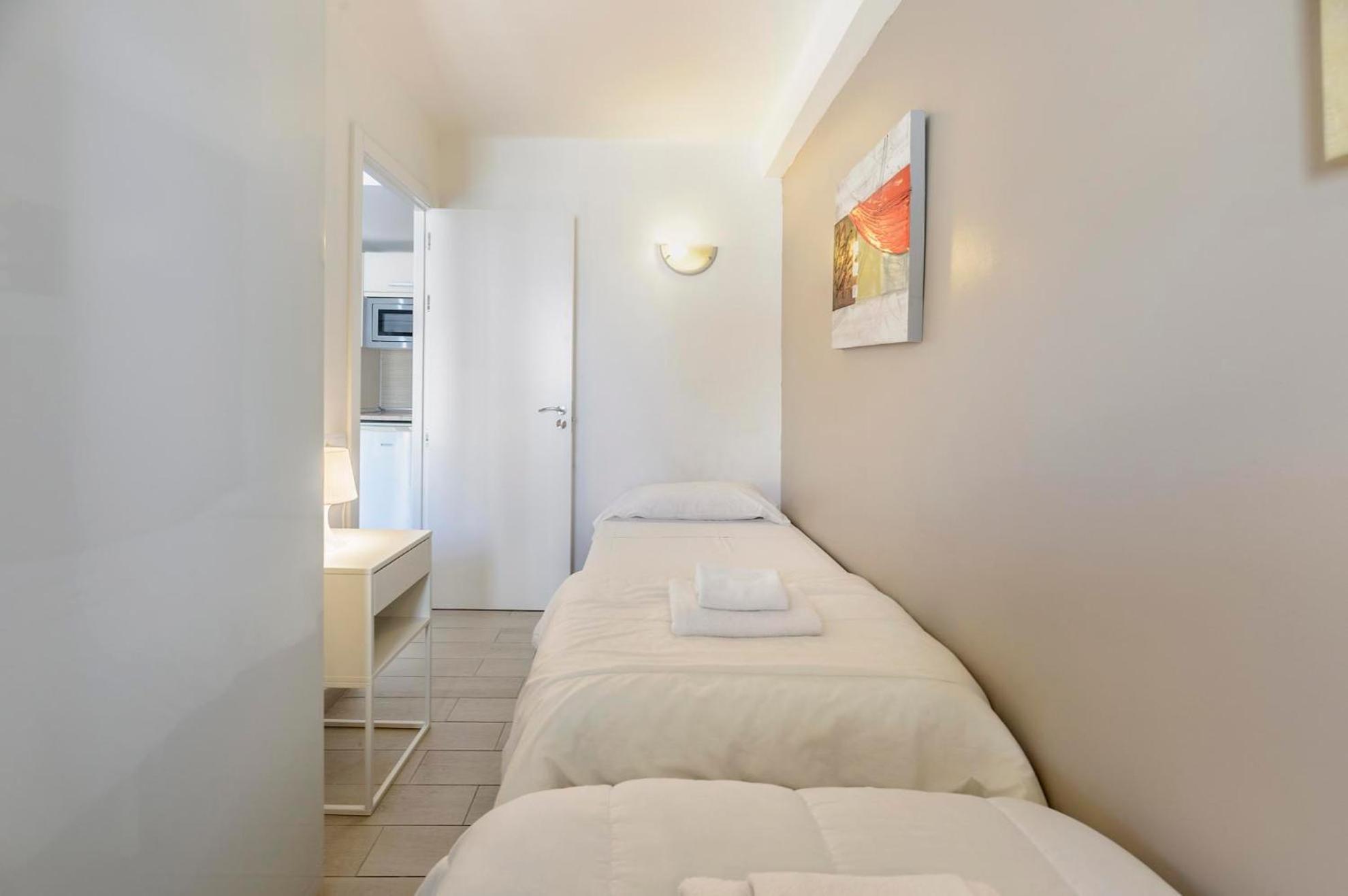 Apartament Esmeralda *